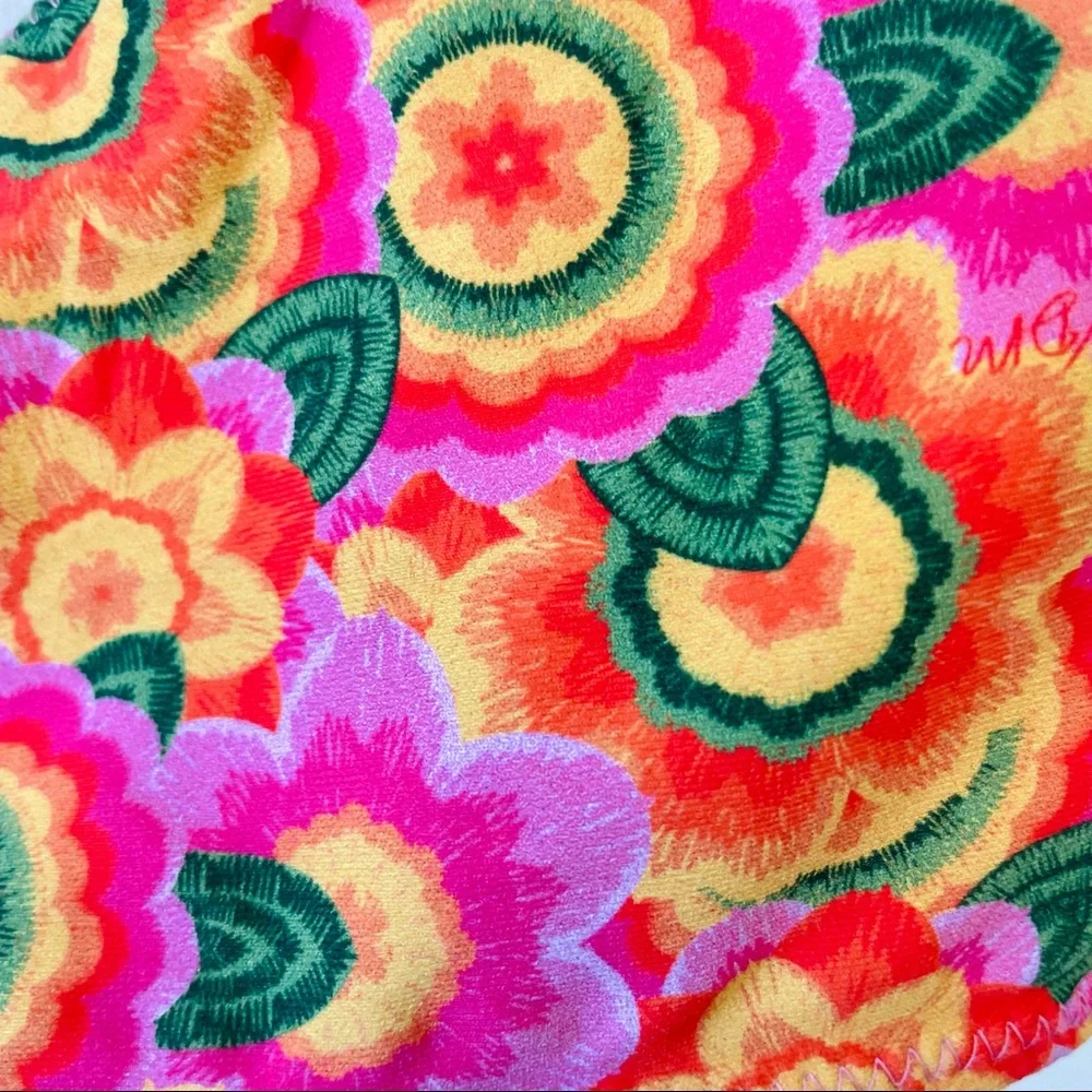 VDM the Label Sienna Mod Floral Bikini Top Size: Small - Picture 4 of 16